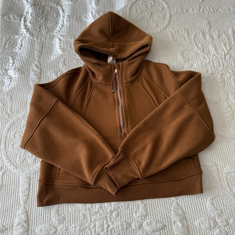 Women’s Cropped Lulu Hoodie